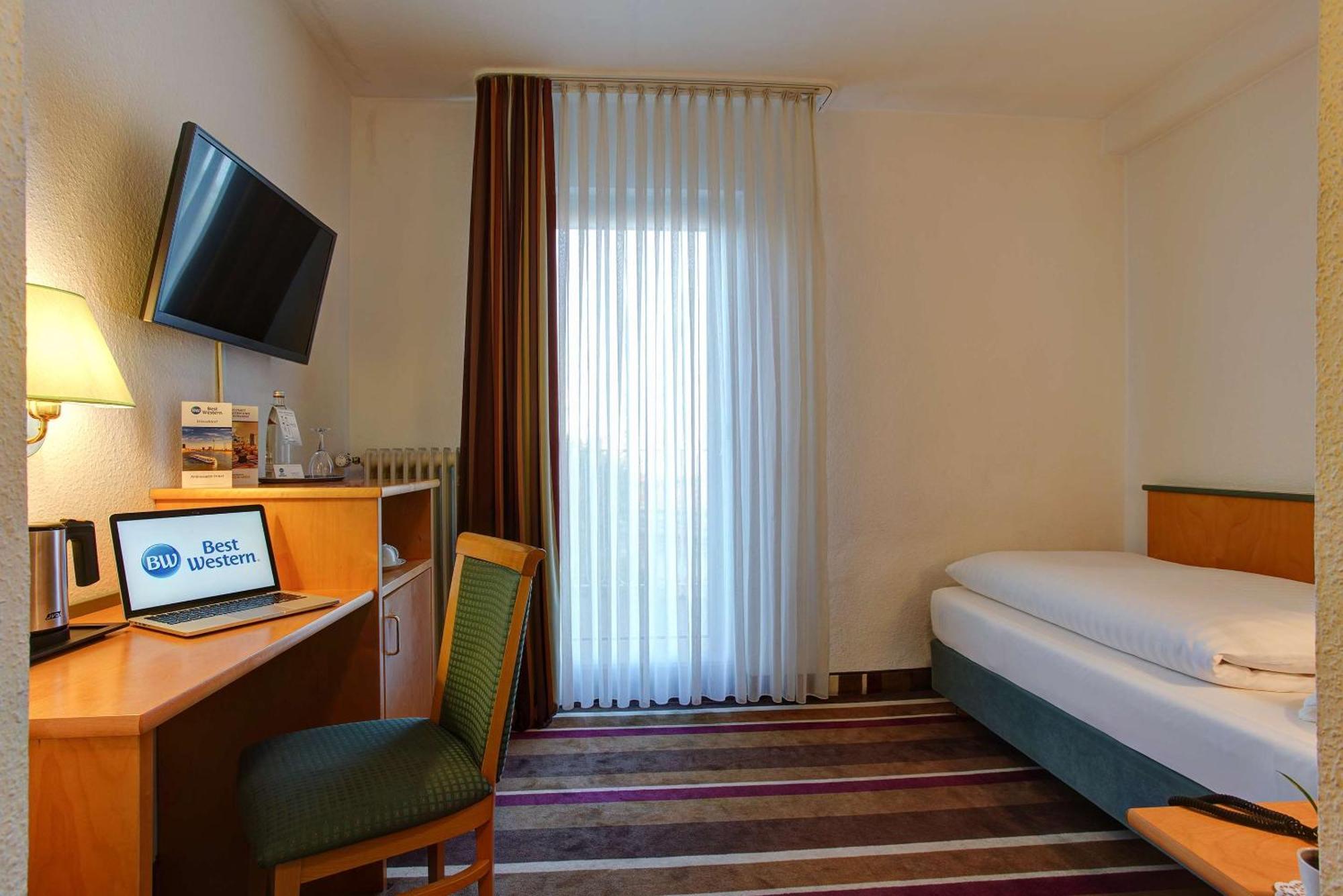 Sure Hotel By Best Western Ambassador Duesseldorf Exterior foto