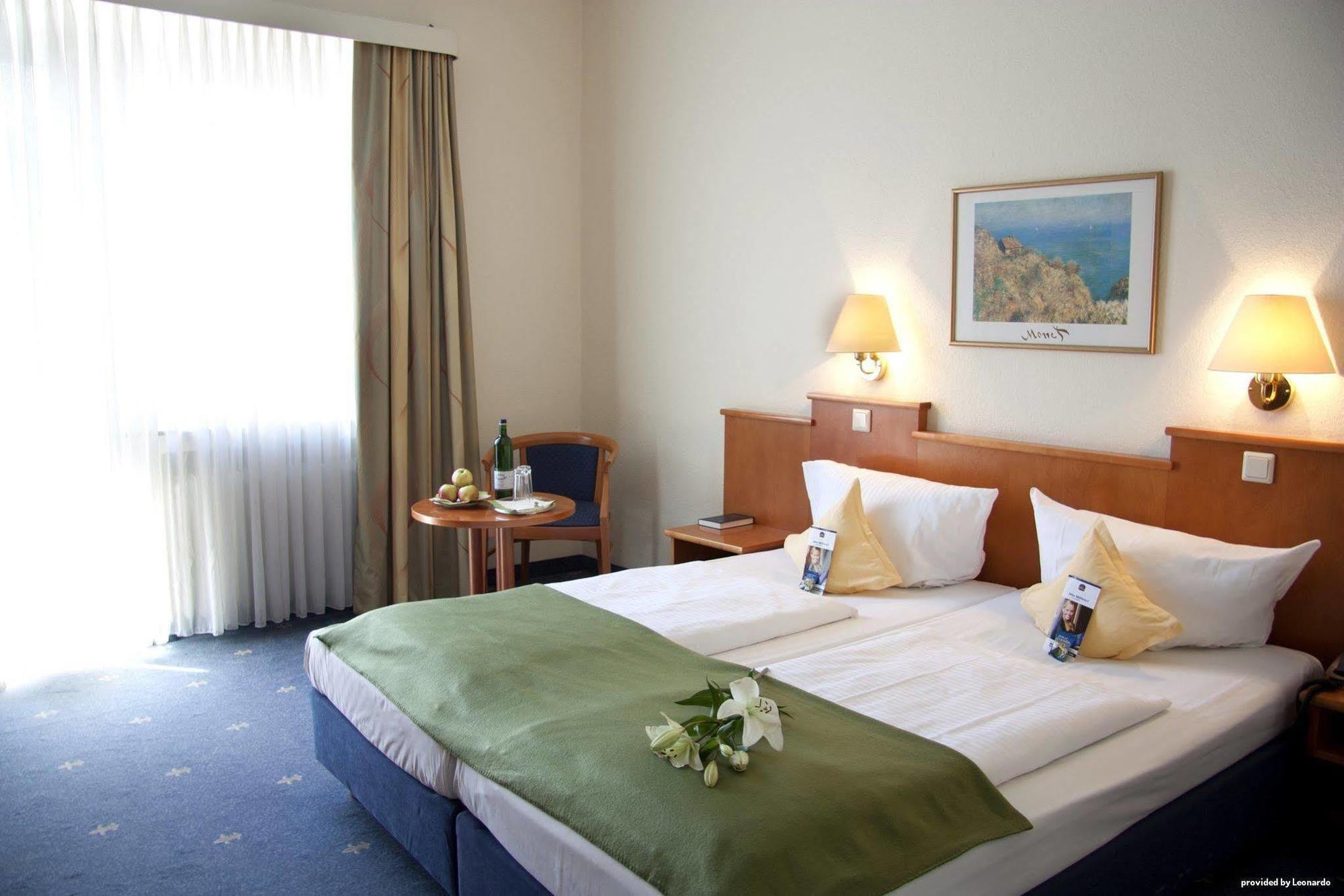 Sure Hotel By Best Western Ambassador Duesseldorf Quarto foto